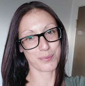 Meet your Posher, Carol-anne